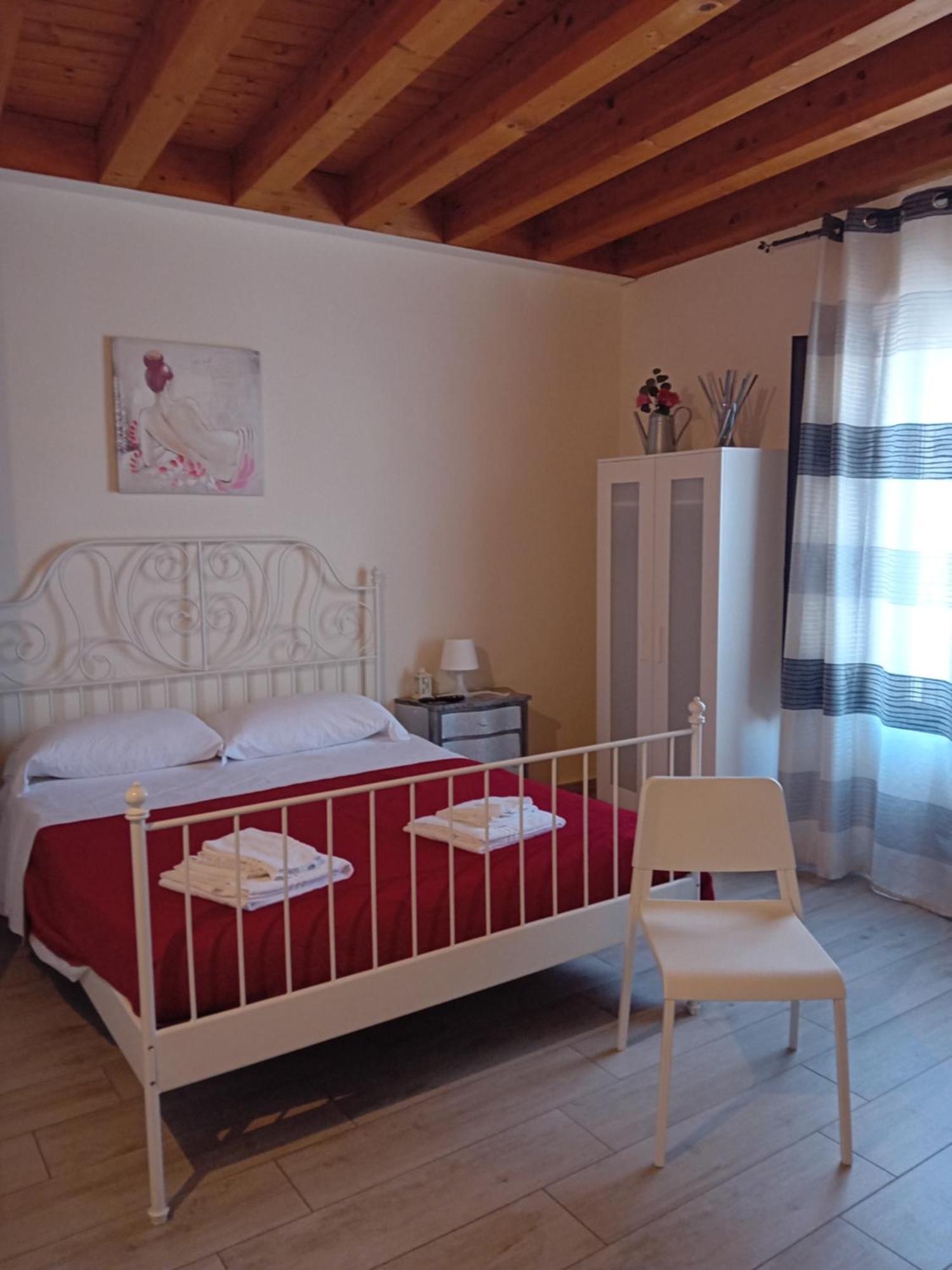 3A Room Catánia Buitenkant foto