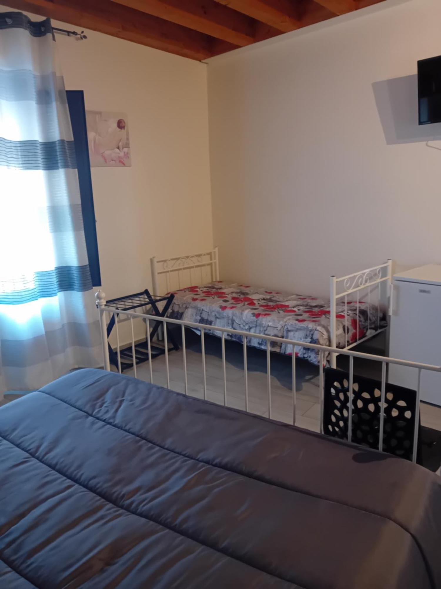 3A Room Catánia Buitenkant foto